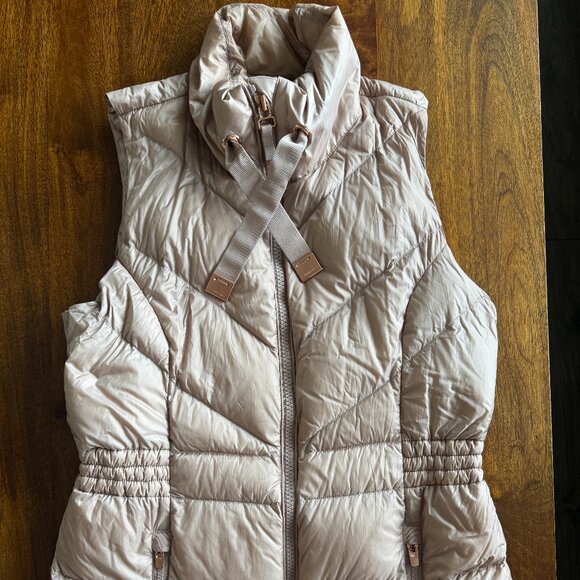 Athleta Jackets & Blazers - Athleta Puffer Vest